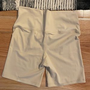 Set active Luxform biker shorts - color dune